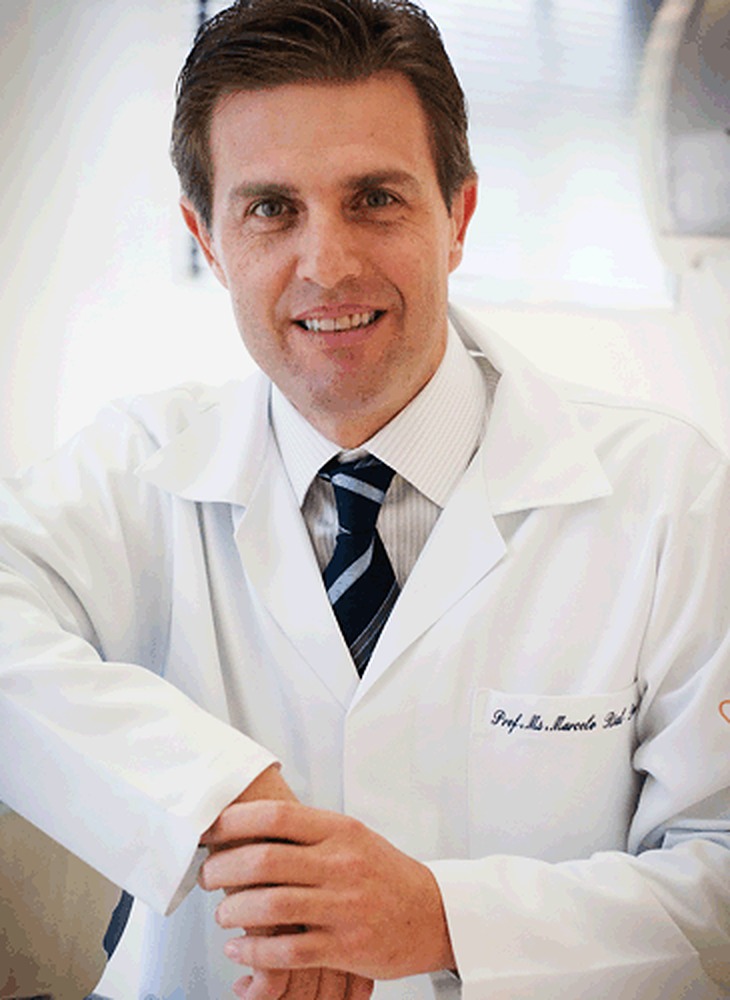 Dr. Marcelo Rial Dias, diretor clínico